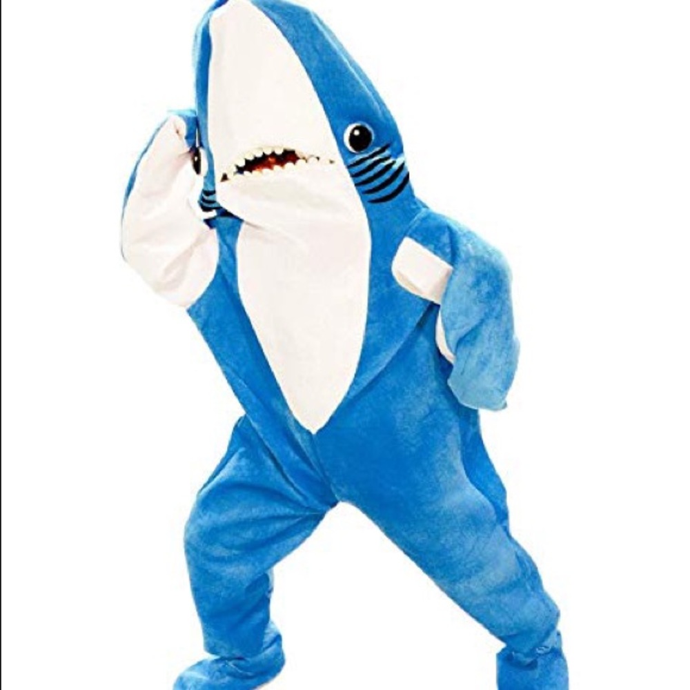 Women’s medium shark costum